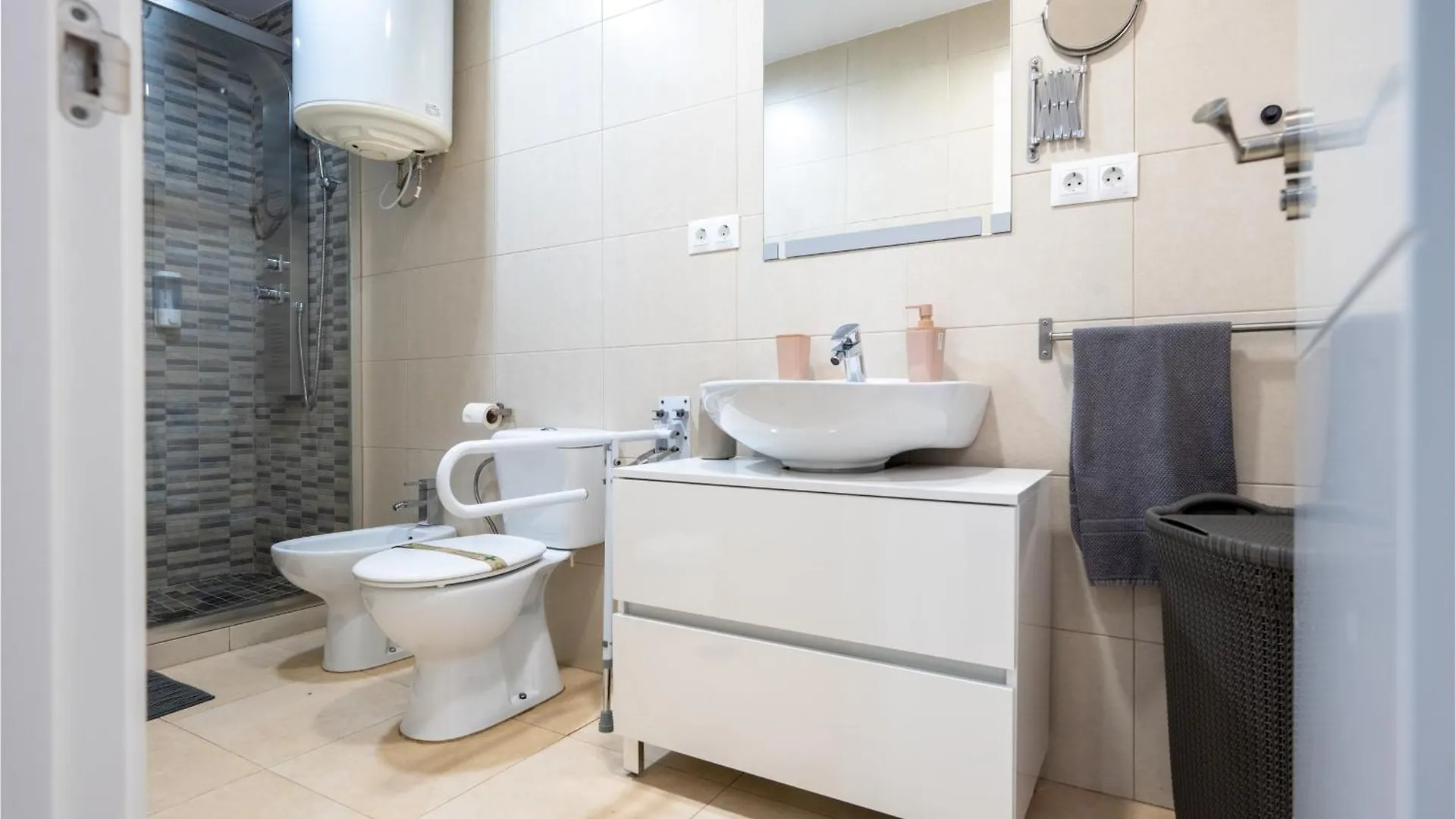 Vakantiehuis Casa De Invitados Hasta 6 Personas Circuito De Sevilla Carmona