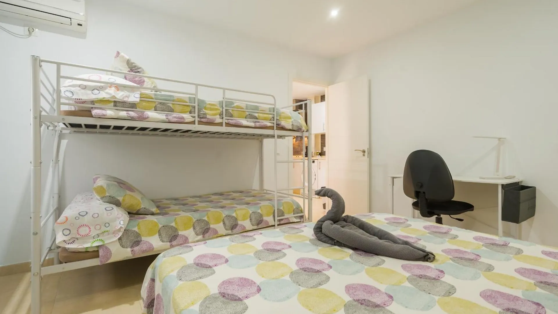 Casa De Invitados Hasta 6 Personas Circuito De Sevilla Carmona  Vakantiehuis Carmona (Seville)